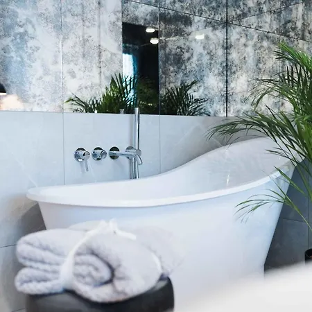 Very Berry - Dabrowskiego 89 - Jezyce, Self Check In 24h, Parking, Lift * Poznań