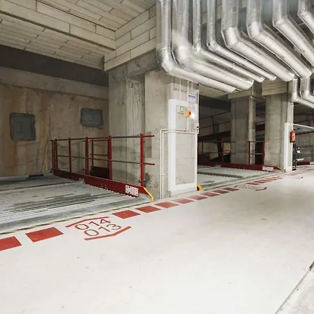 Szálloda Very Berry - Dabrowskiego 89 - Jezyce, Self Check In 24h, Parking, Lift *