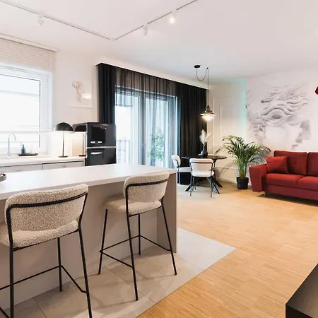 Very Berry - Dabrowskiego 89 - Jezyce, Self Check In 24h, Parking, Lift Otel Poznan